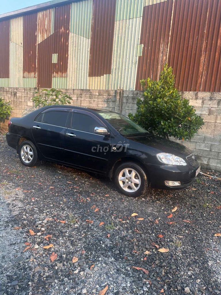 Toyota Corolla Altis - ảnh 1