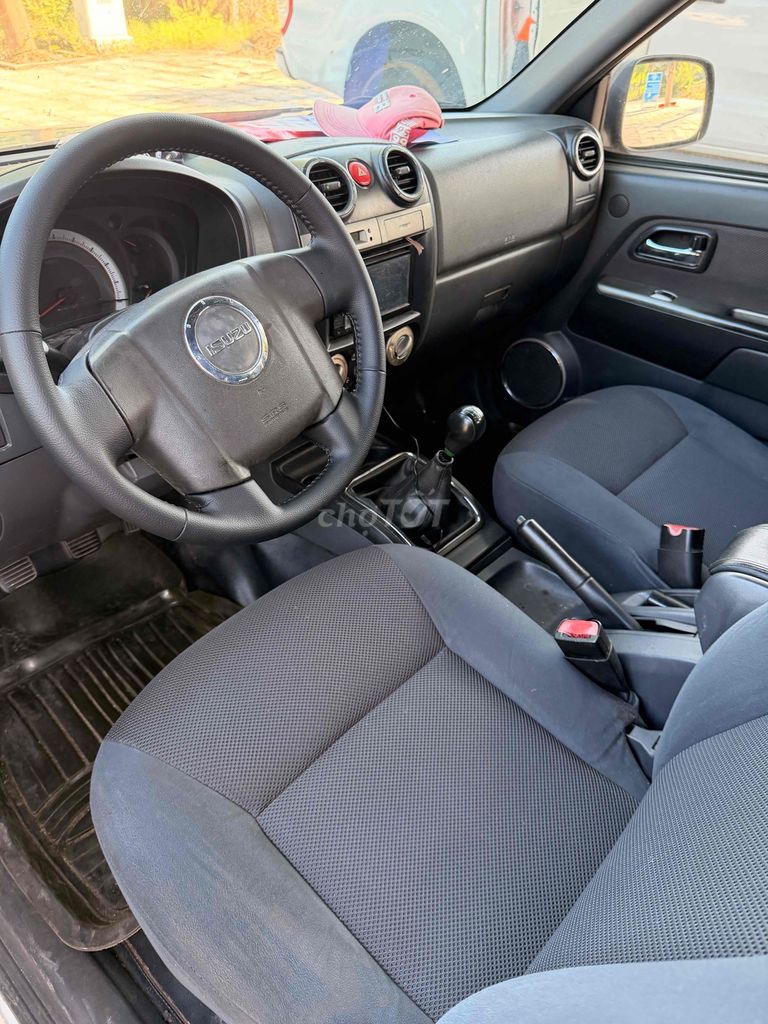 Isuzu 2011 - ảnh 5