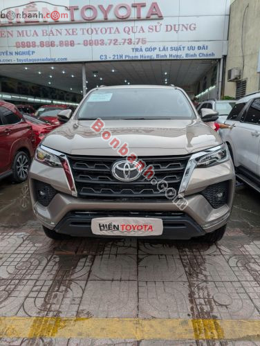 Toyota Fortuner 2022 - ảnh 1