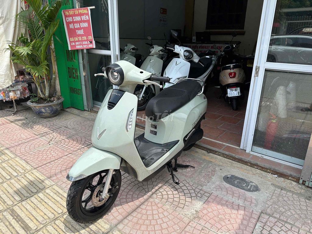 EvoGrand Xanh 2025 - ảnh 1