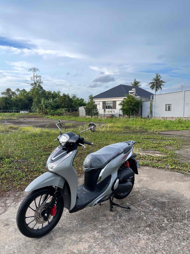 Honda SH Mode 2025 - ảnh 1