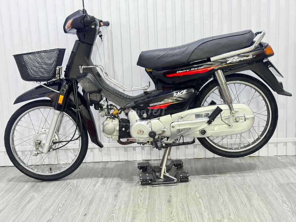 Honda Dream 2004 - ảnh 2