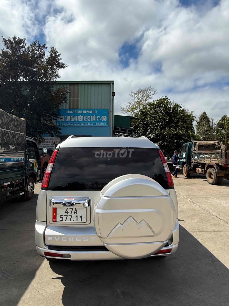 Ford Everest 2015 - ảnh 1