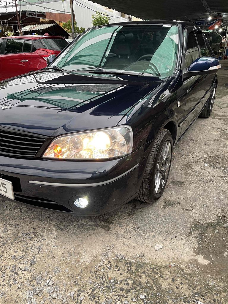 Ford Laser 2004 - ảnh 2