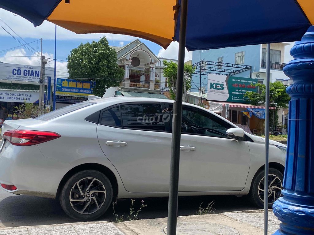 Toyota Vios - ảnh 1
