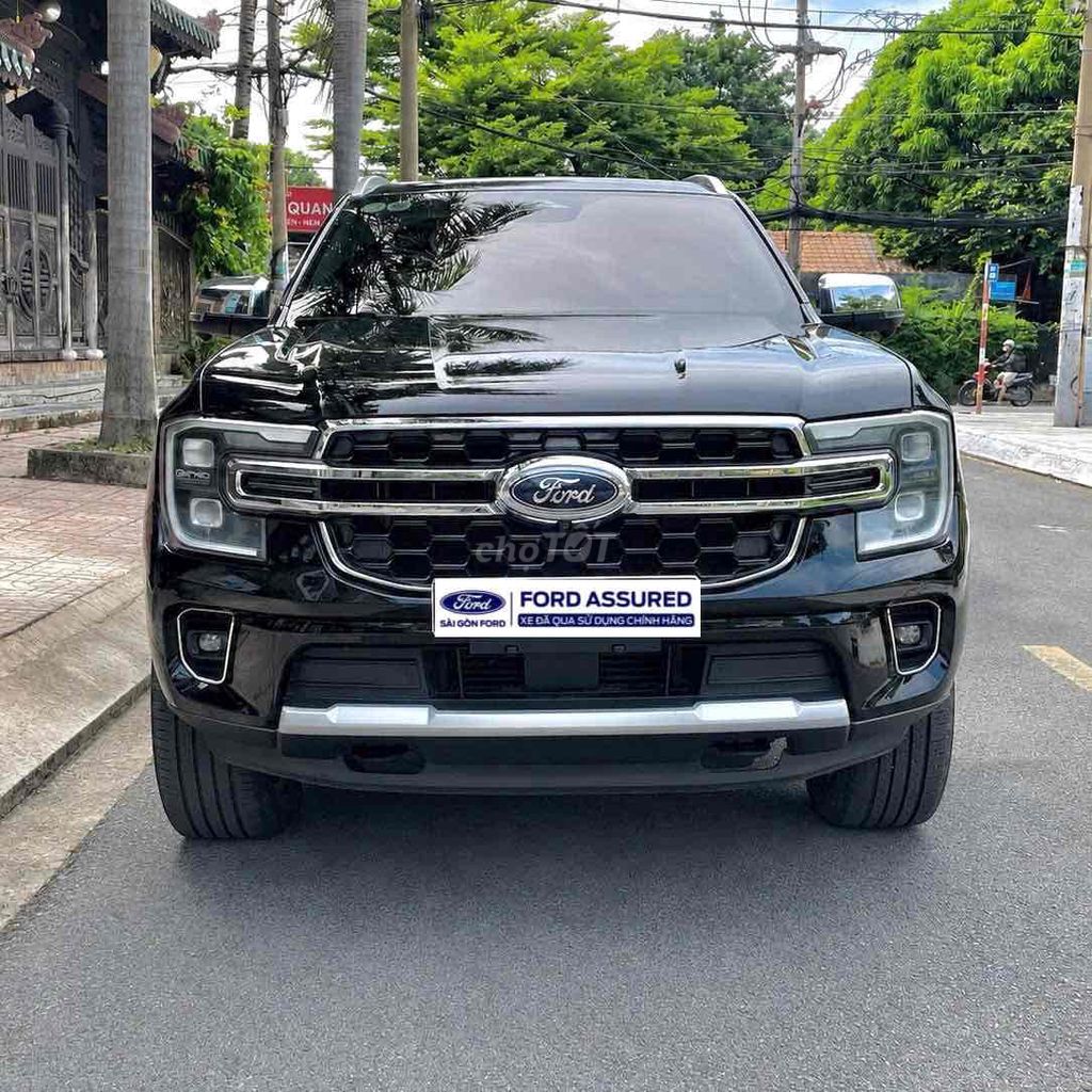 Ford Everest 2022 - ảnh 1