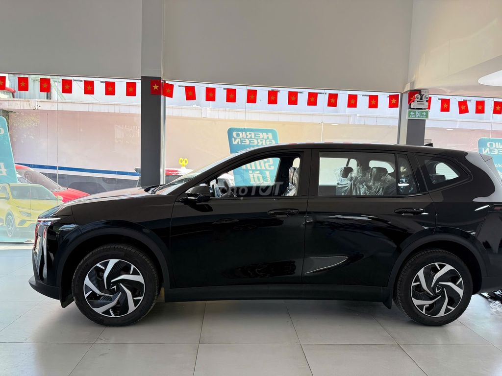 VinFast Limo Green 2025 - ảnh 2