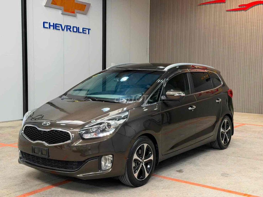 Kia Rondo 2016 - ảnh 2