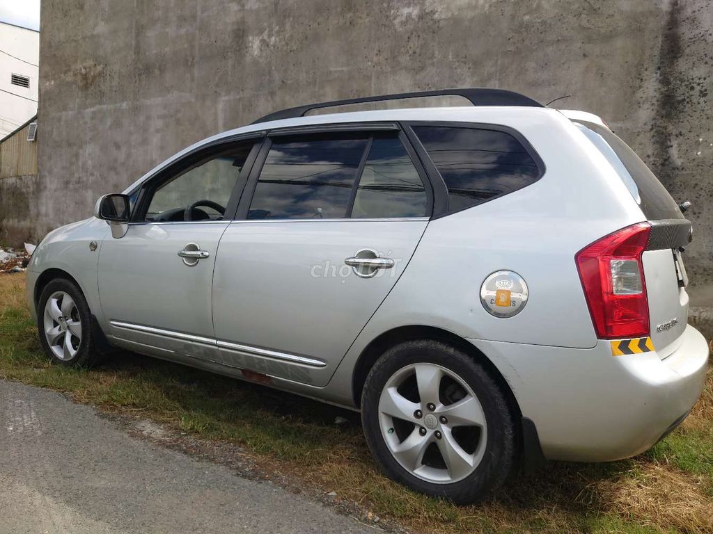 Kia Carens 2009 - ảnh 2