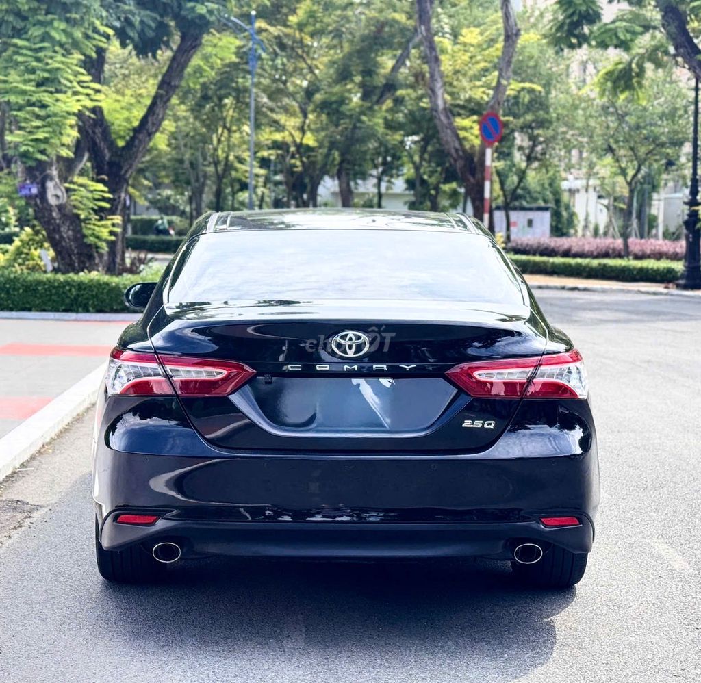 Toyota Camry 2.5Q 2019 - ảnh 5