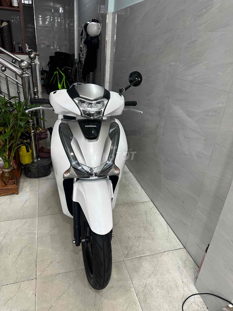 Honda SH 2018 - ảnh 3