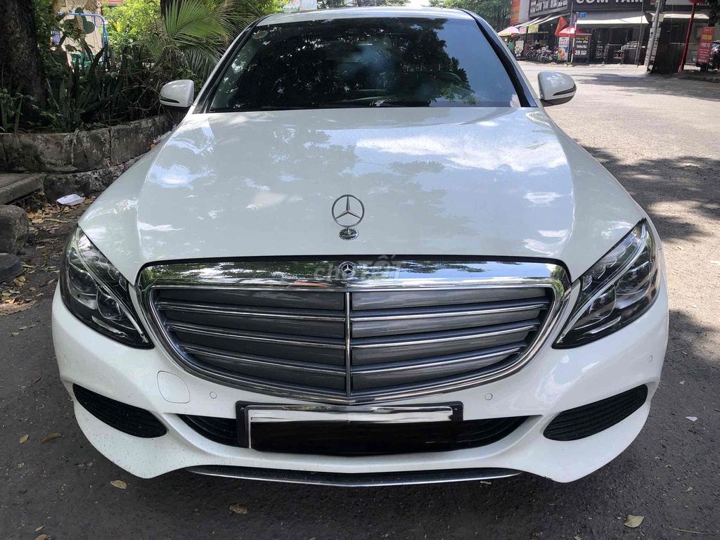 Mercedes-Benz 2017 - ảnh 1