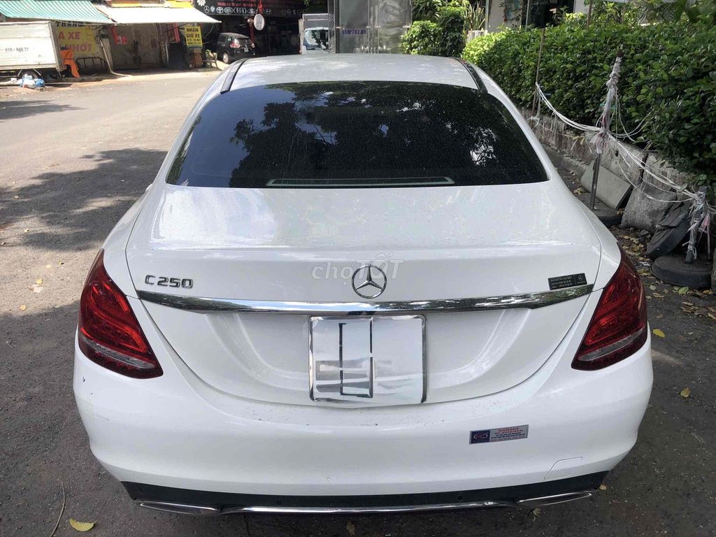 Mercedes-Benz 2017 - ảnh 2