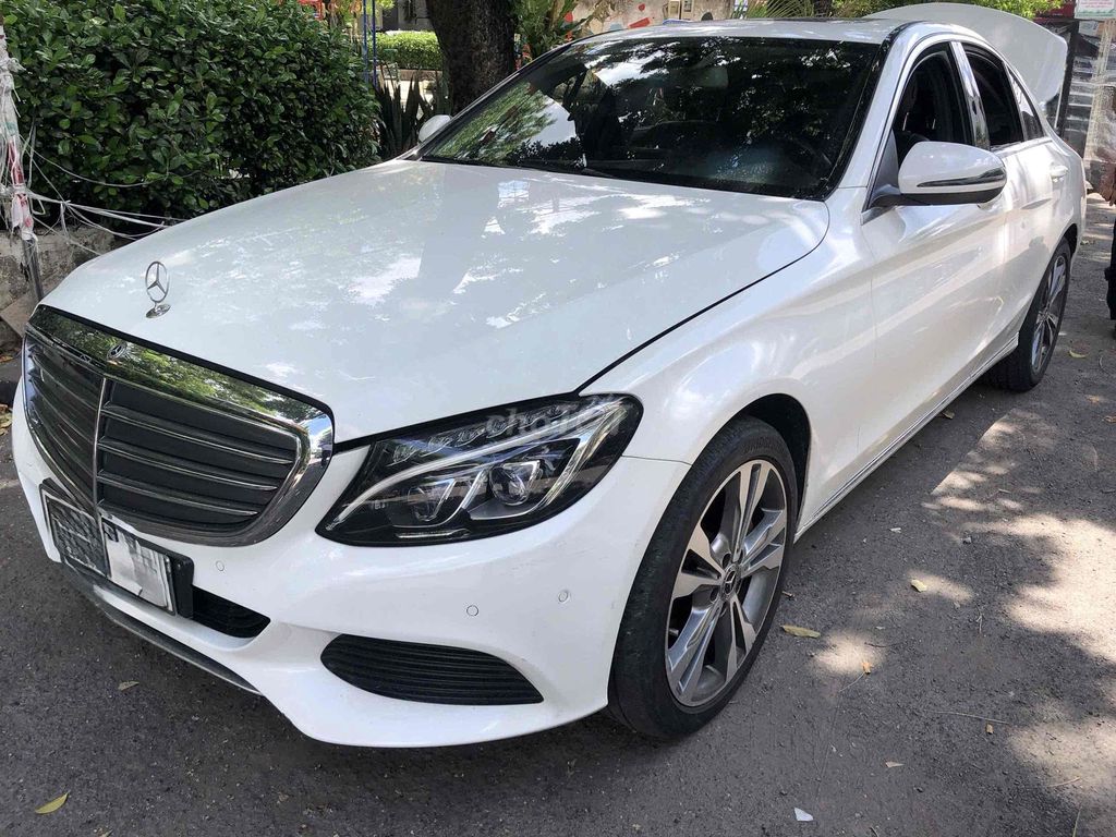 Mercedes-Benz 2017 - ảnh 4