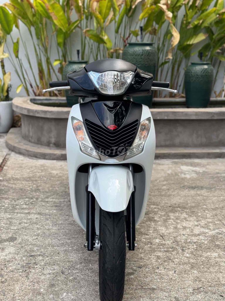 Honda SH 2011 - ảnh 2