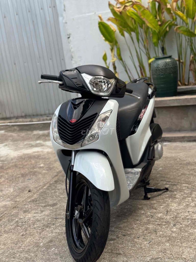 Honda SH 2011 - ảnh 3