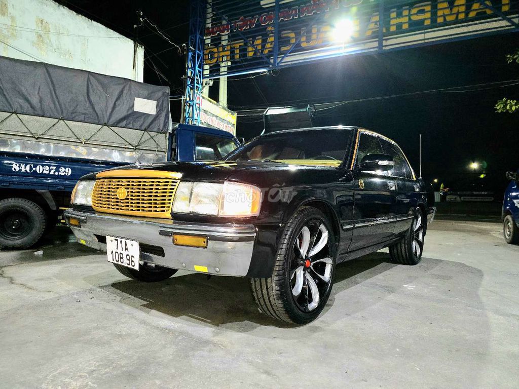 Toyota 1995 - ảnh 2