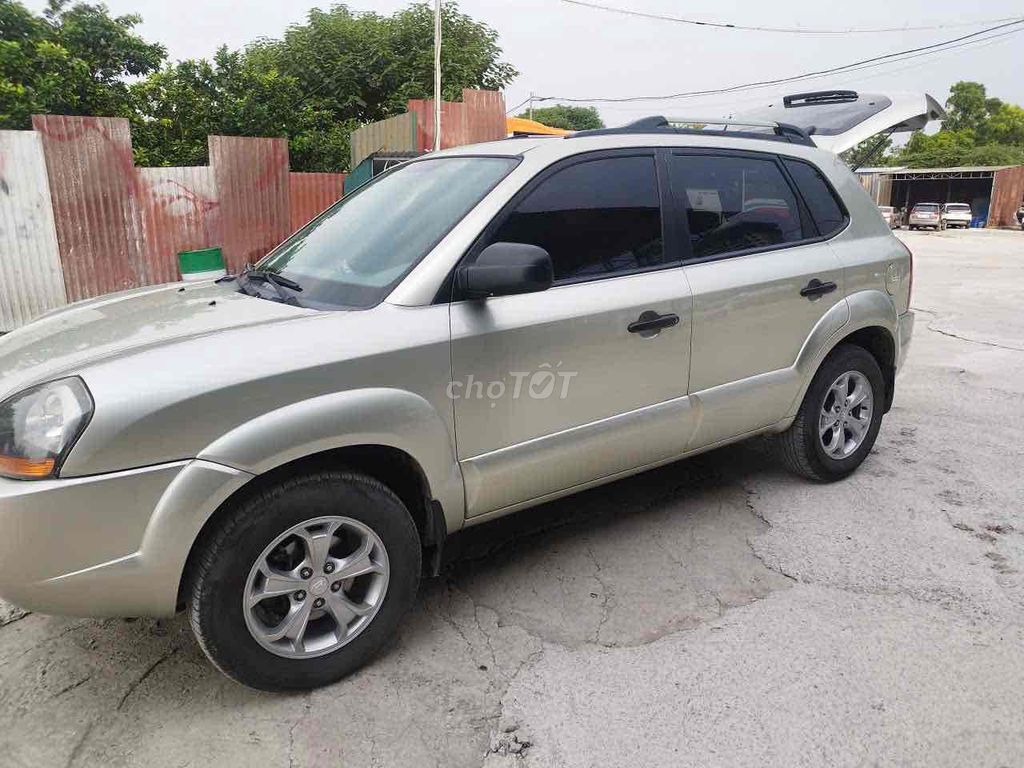 Hyundai Tucson 2009 - ảnh 3