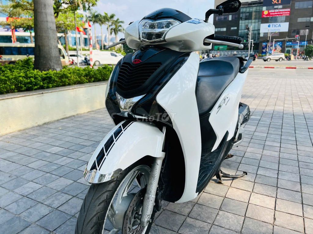 Honda SH 2019 - ảnh 1