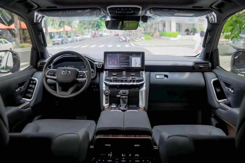 Toyota Land Cruiser - ảnh 5