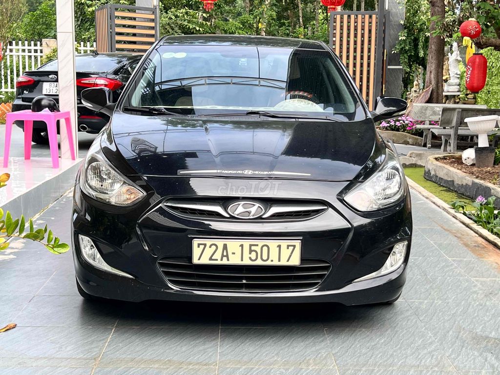Hyundai Accent 2011 - ảnh 5
