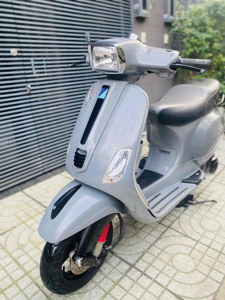 Piaggio Vespa 2013 - ảnh 1
