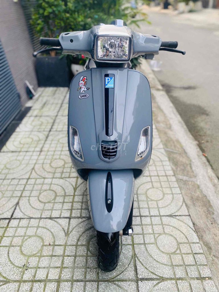 Piaggio Vespa 2013 - ảnh 3