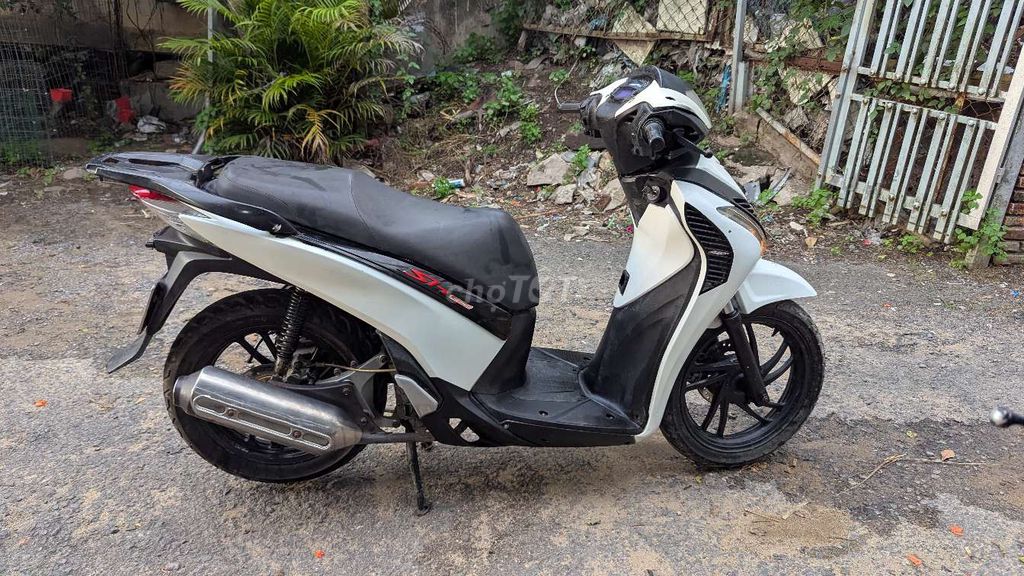 Honda Dylan 2003 - ảnh 2