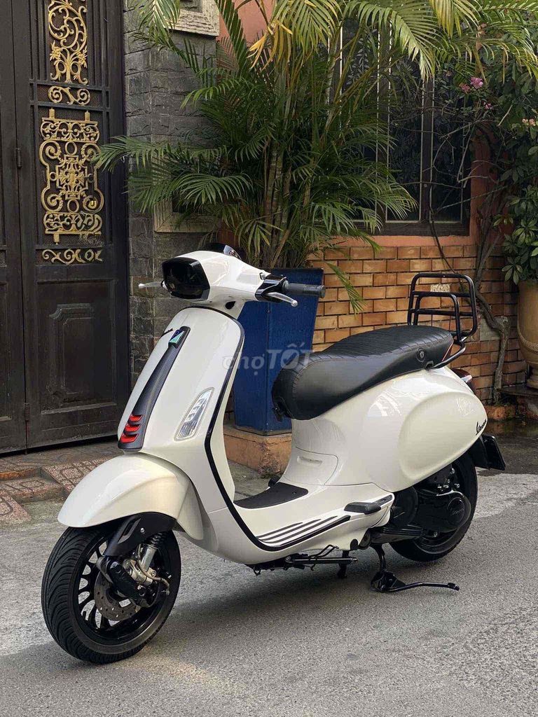 Piaggio Vespa 2015 - ảnh 1