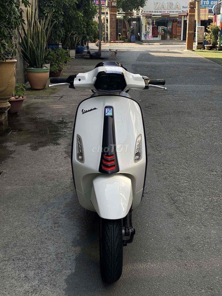 Piaggio Vespa 2015 - ảnh 2