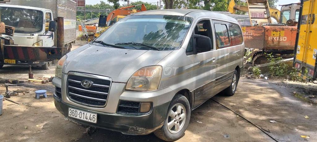 Hyundai Starex 2005 - ảnh 1