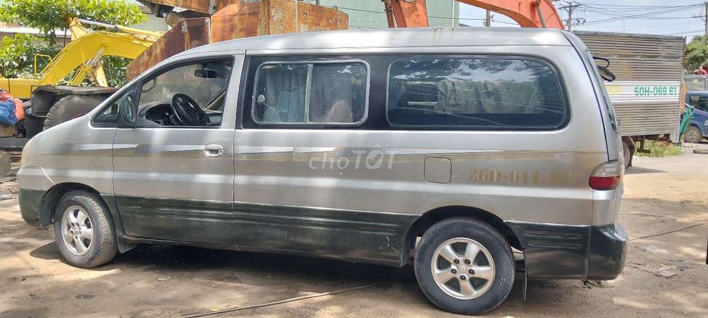 Hyundai Starex 2005 - ảnh 5