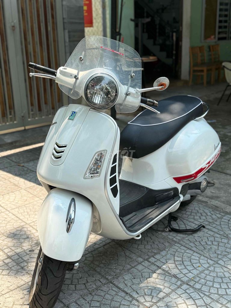 Piaggio Vespa 2015 - ảnh 1