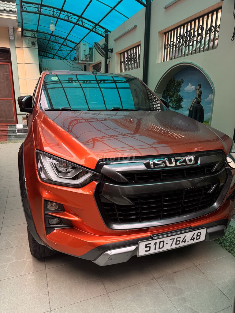 Isuzu 2022 - ảnh 1