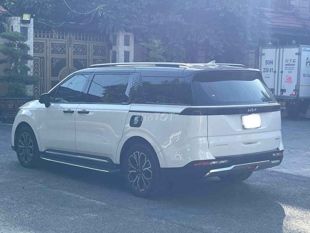 Kia Carnival 2023 - ảnh 4
