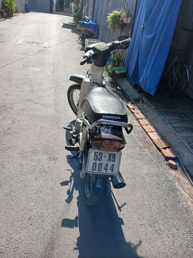 Honda Dream 2000 - ảnh 1