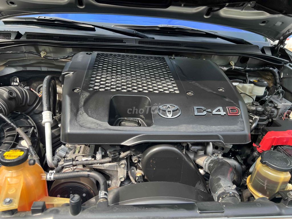 Toyota Fortuner 2016 - ảnh 2