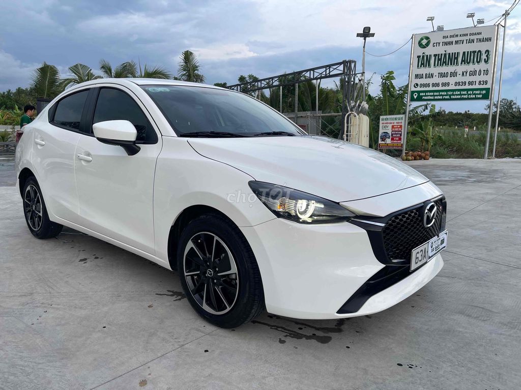 Mazda 2 2025 - ảnh 1