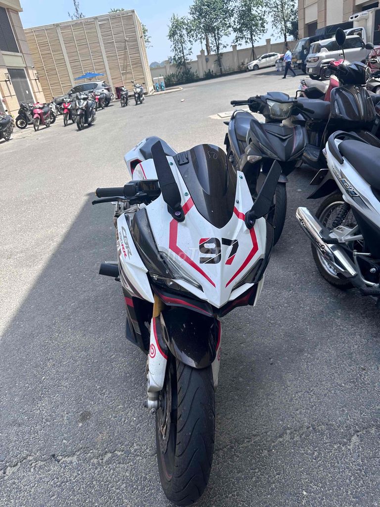 Honda CBR 2022 - ảnh 2