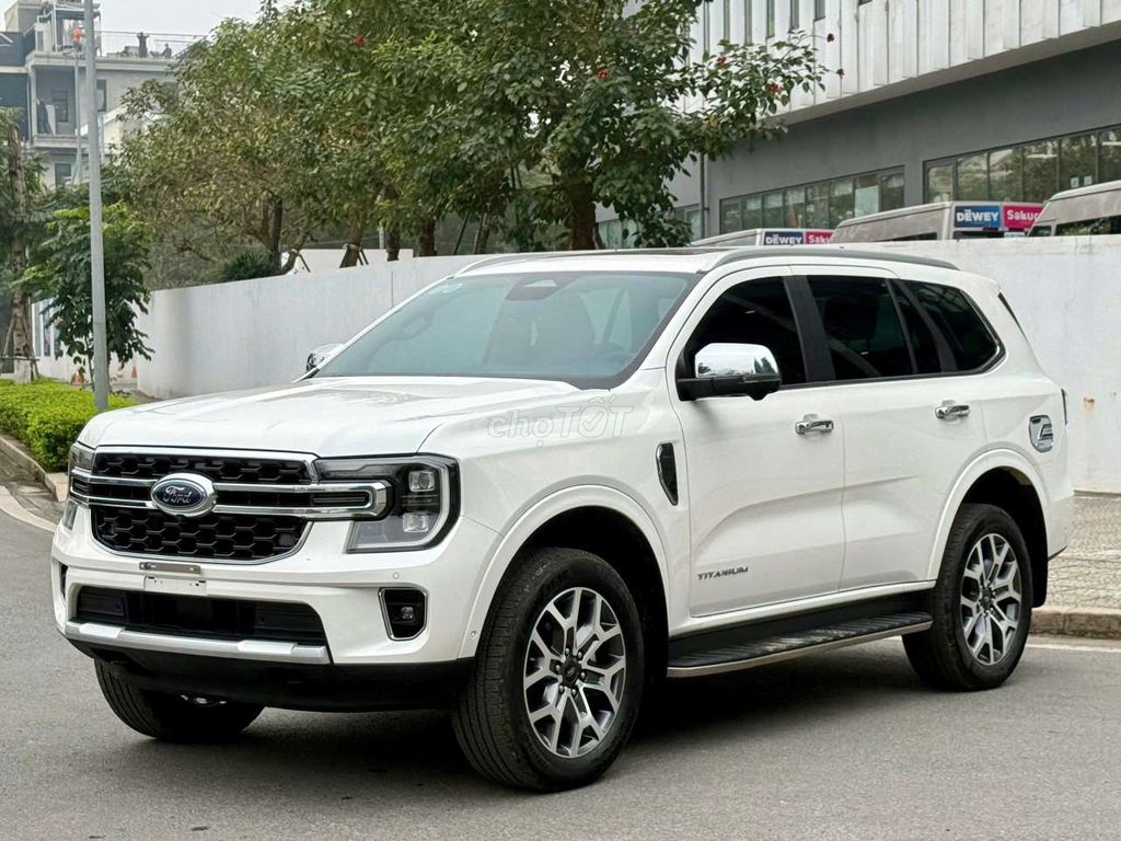 Ford 2024 - ảnh 1