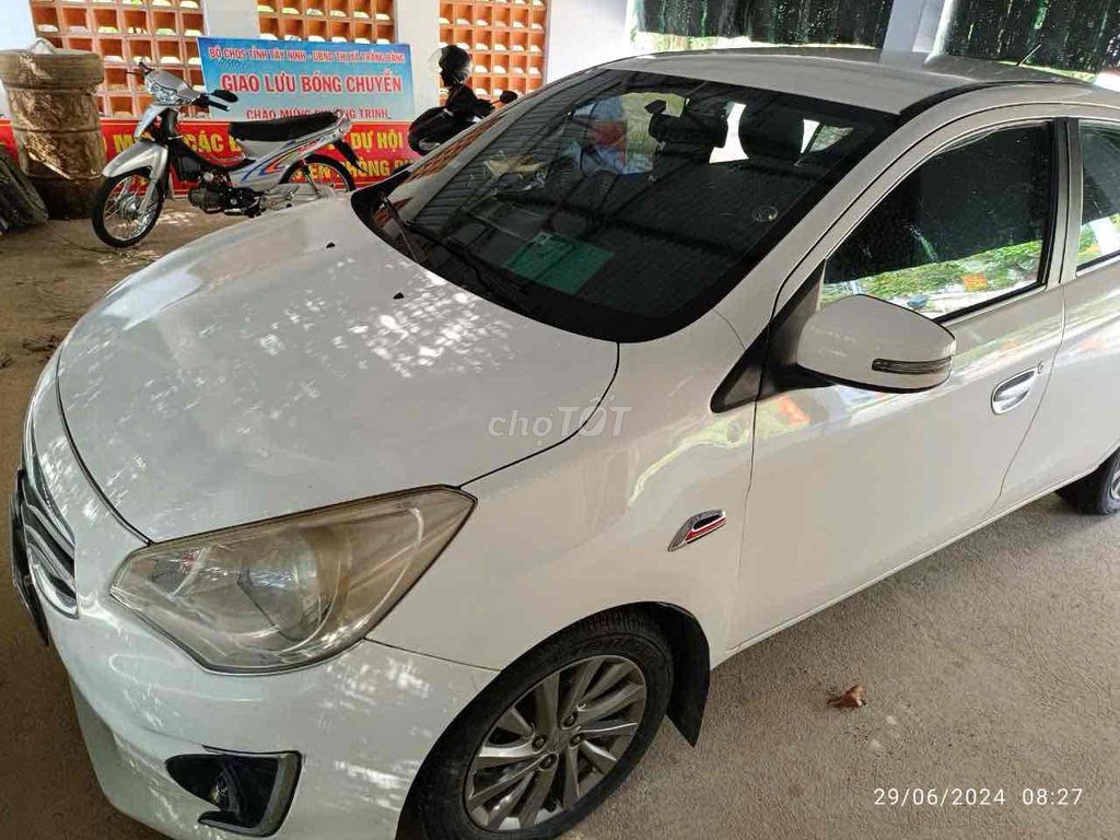 Mitsubishi Attrage 2015 - ảnh 1