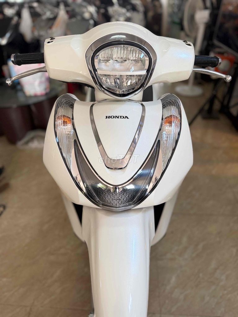 Honda SH Mode 2024 - ảnh 1