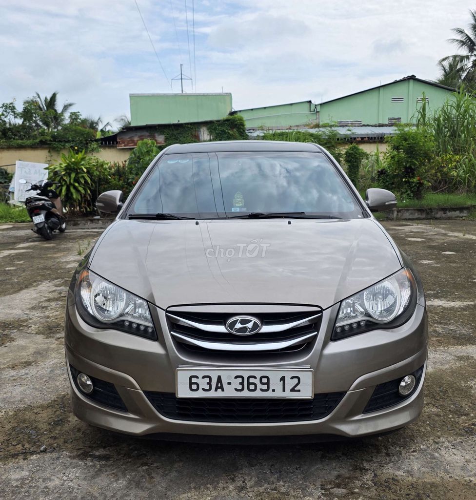 Hyundai Avante 2012 - ảnh 1