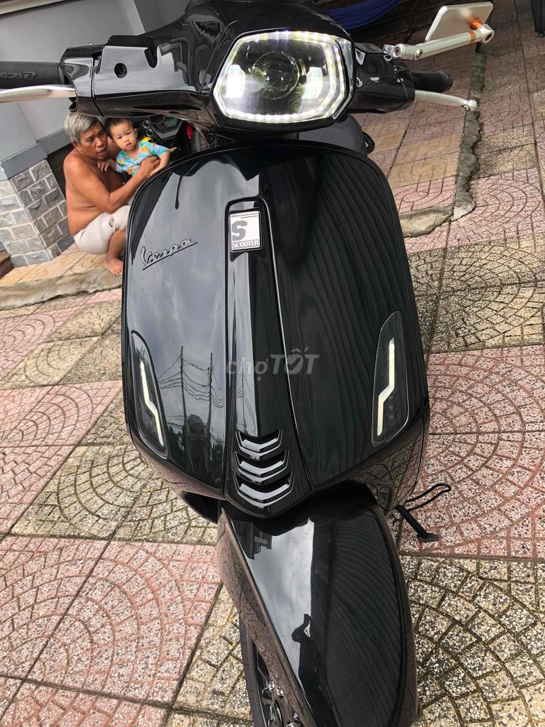 Piaggio Vespa 2021 - ảnh 1