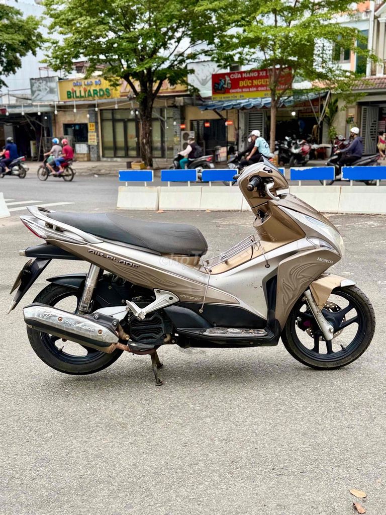 Honda Air Blade 2012 - ảnh 1