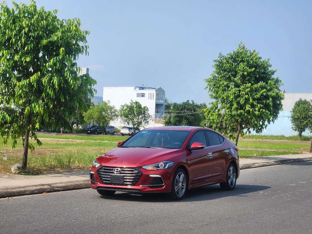 Hyundai Elantra 2018 - ảnh 4