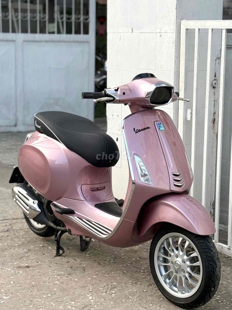Piaggio Vespa 2018 - ảnh 1