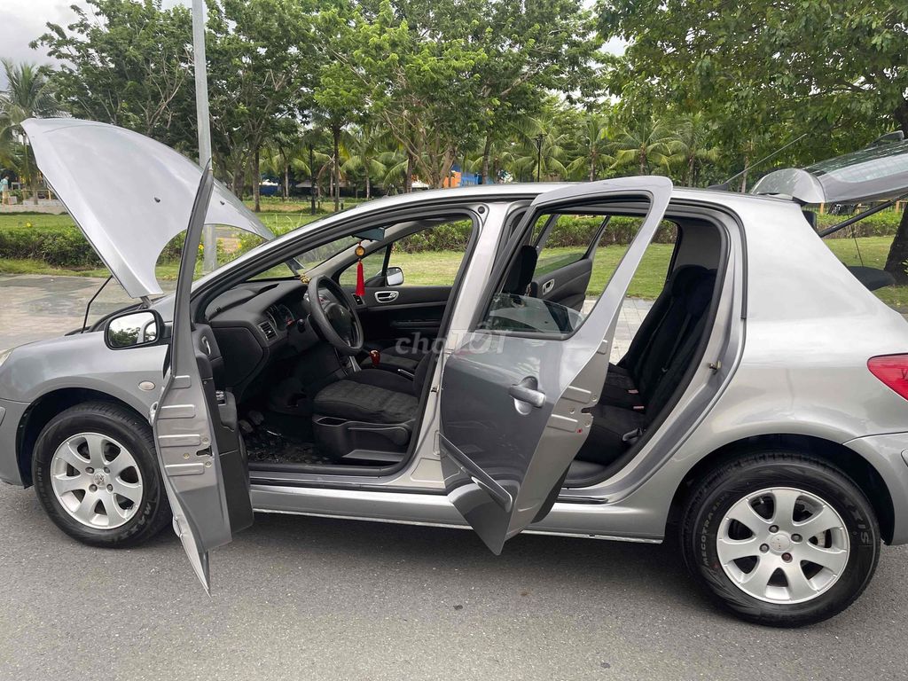 Peugeot - ảnh 1