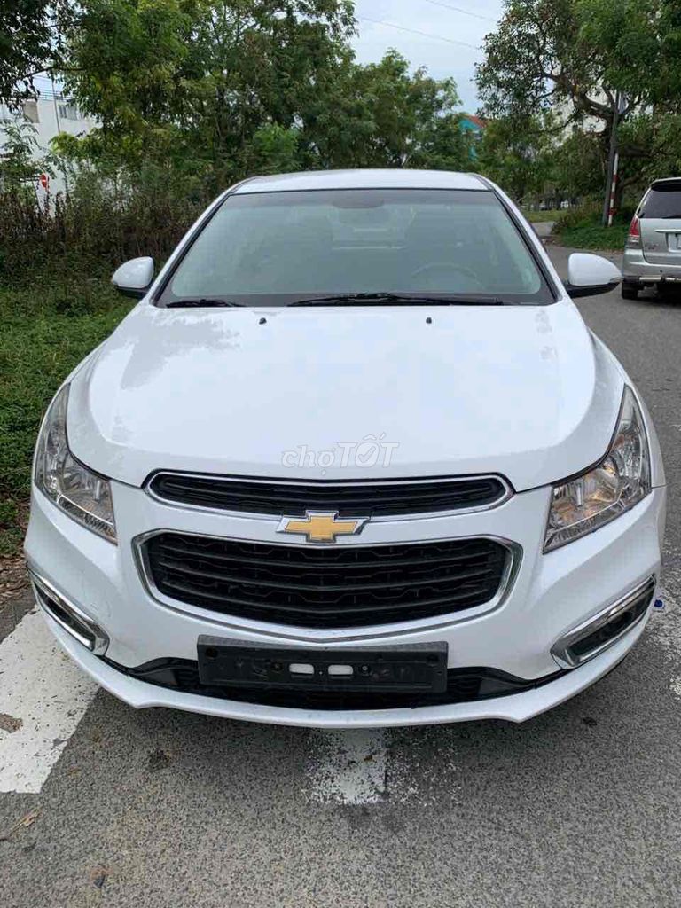 Chevrolet Cruze 2018 - ảnh 1