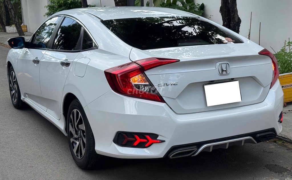 Honda Civic 2018 - ảnh 2